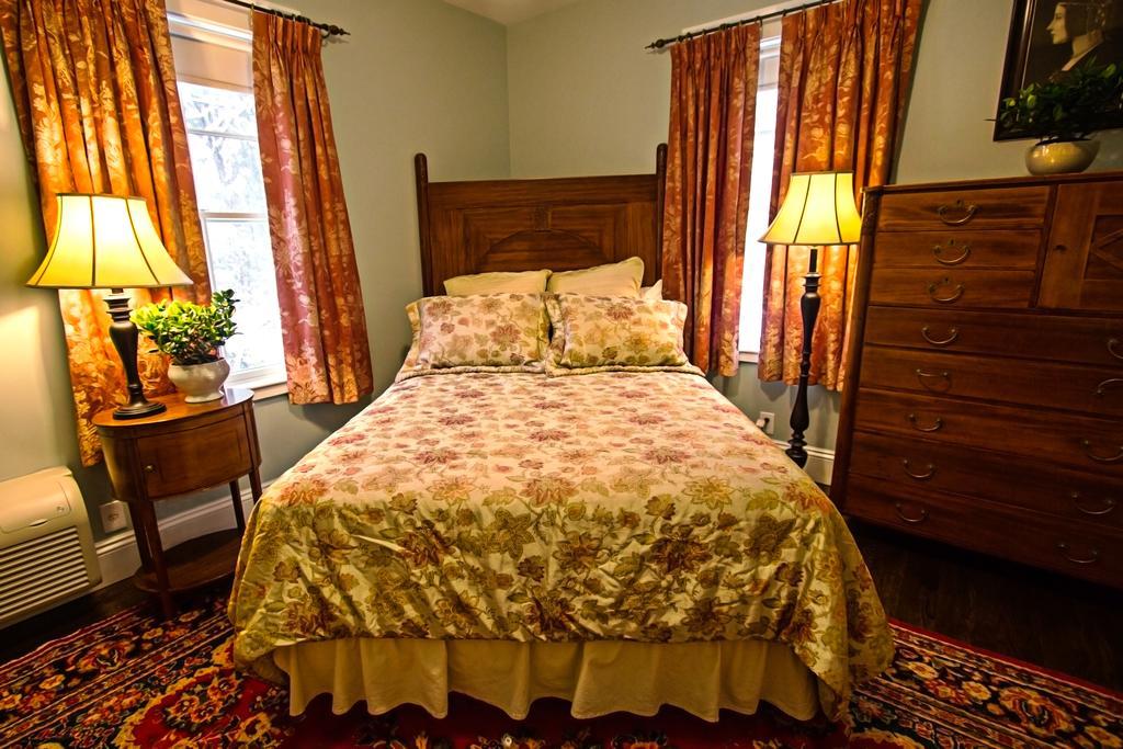 Samuel Sewall Inn Brookline Exterior photo